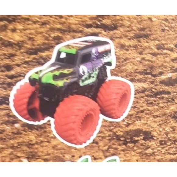Spin Master Grave Digger Monster Jam Mini Jams Truck Series 18 - Picture 1 of 3